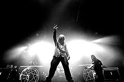 250px-Slipknot_Live_in_Toronto-_2005_12.jpg